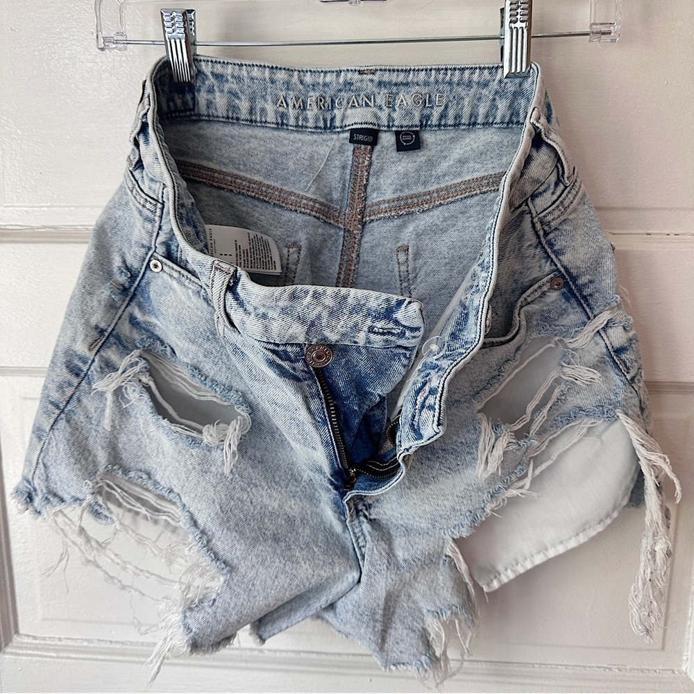 American Eagle Strigid Distressed Denim Jean Shorts Cut Off High Rise Stretch 8 - Picture 10 of 15